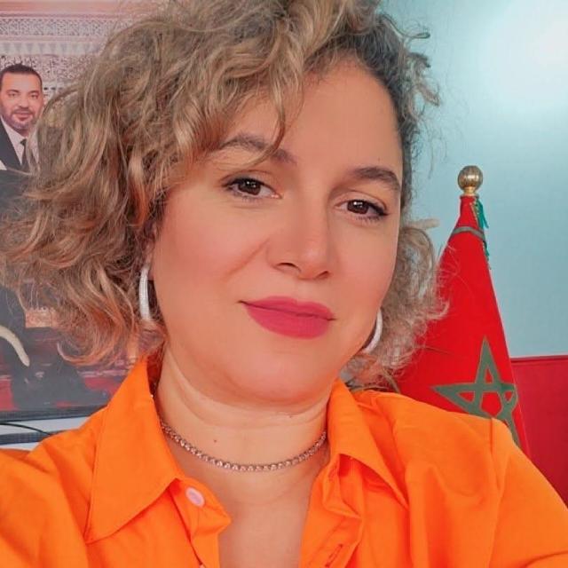 MOUNA BENZIDOUH